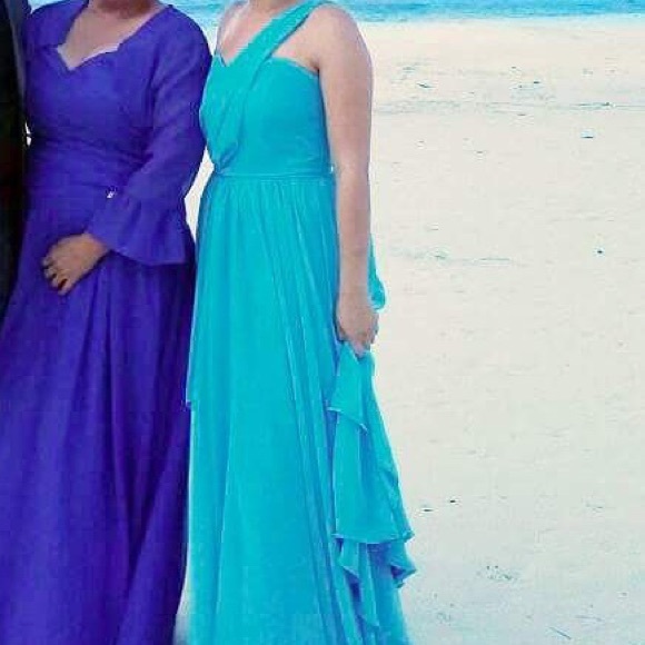 Turquoise dress - Picture 1 of 7